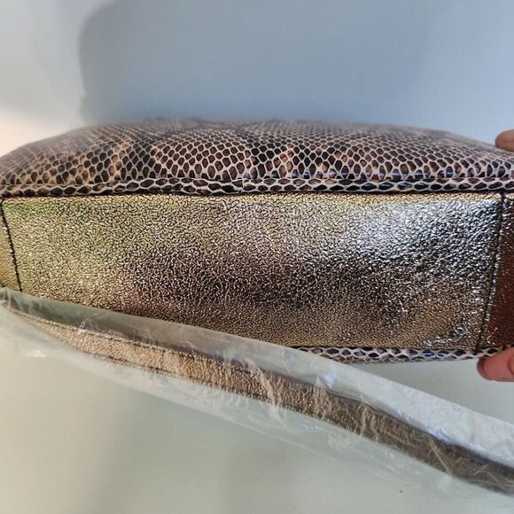 G.I.L.I. NIB Leather Snakeskin Embossed Gold Metallic Trim 2 Piece Crossbody Bag - Picture 7 of 8
